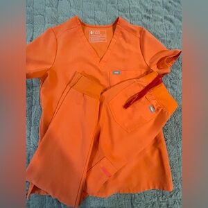 Figs Jogger TWO PIECE Set - Size [XS] - $65 (Original Price $86) LIMITED edition